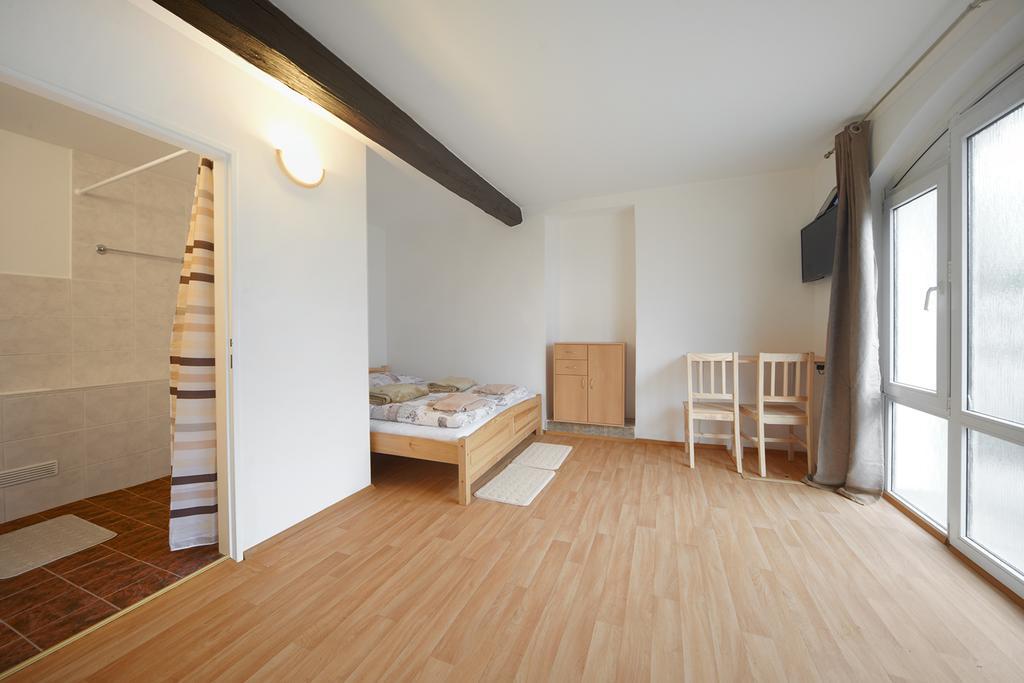 Usedlost Kotlarka Hotel Prag Eksteriør billede